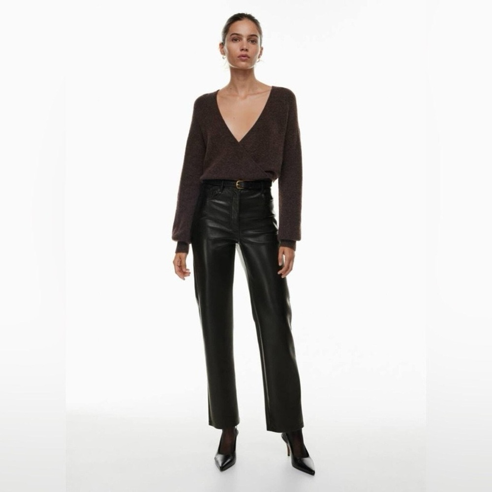 Aritzia Wilfred The Melina Pant Black Vegan Leather High Rise Straight Leg sz 4 - Picture 3 of 12